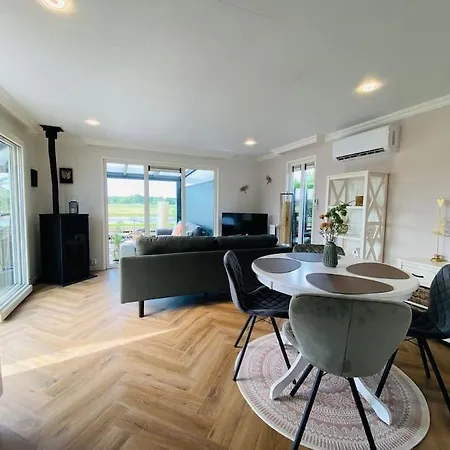 Ferienhaus Luxchalet Vaju Ijsselview Direkt Am Fluss See Pool Park *