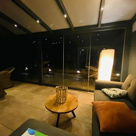 Ferienhaus Luxchalet Vaju Ijsselview Direkt Am Fluss See Pool Park * Lathum