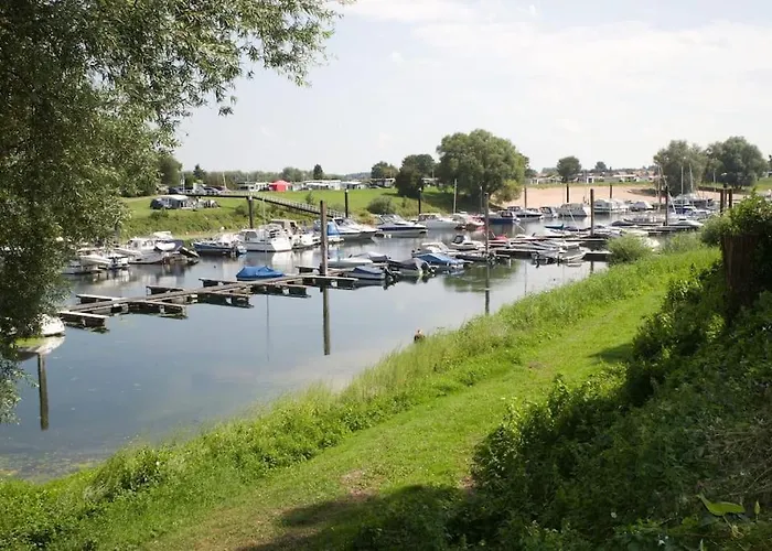 Ferienhaus Luxchalet Vaju Ijsselview Direkt Am Fluss See Pool Park * Lathum