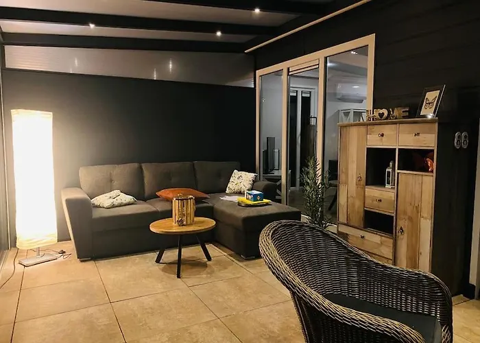 Hébergement de vacances Ferienhaus Luxchalet Vaju Ijsselview Direkt Am Fluss See Pool Park