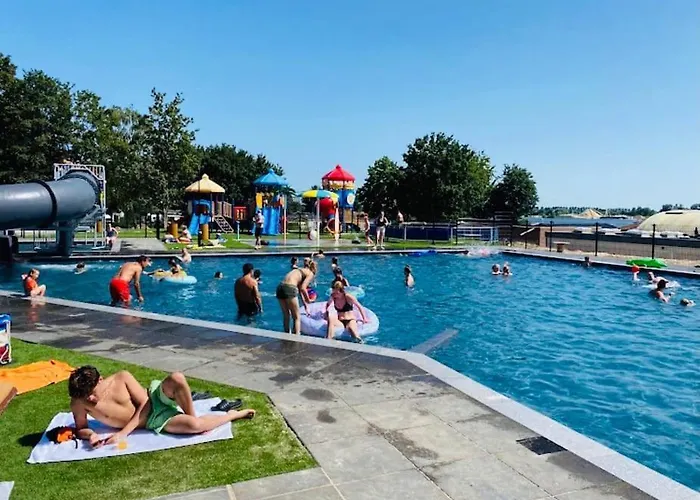 Ferienhaus Luxchalet Vaju Ijsselview Direkt Am Fluss See Pool Park